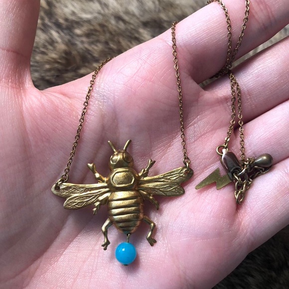 Jewelry Vintage Gold Toned Bee Necklace With Little Blueteal Glass
